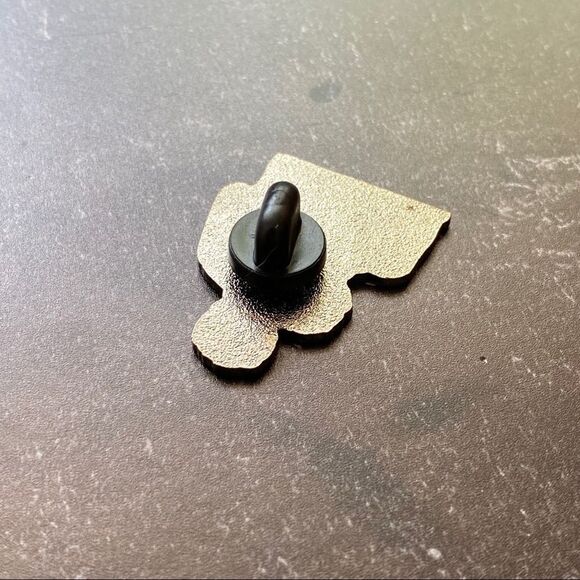 Brothers Enamel Pin/ Brooch - Picture 4 of 5